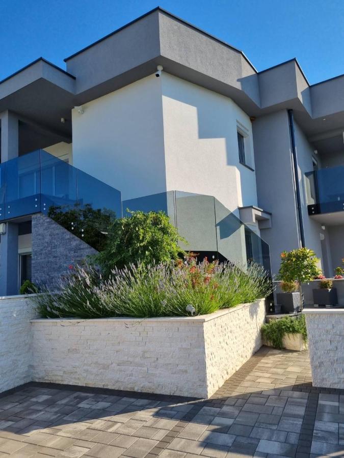 Apartman Paola Vrh (Krk) Exterior foto